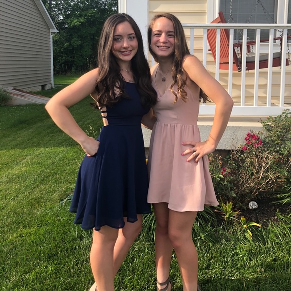 lulu’s good deeds dress - Picture 3 of 4